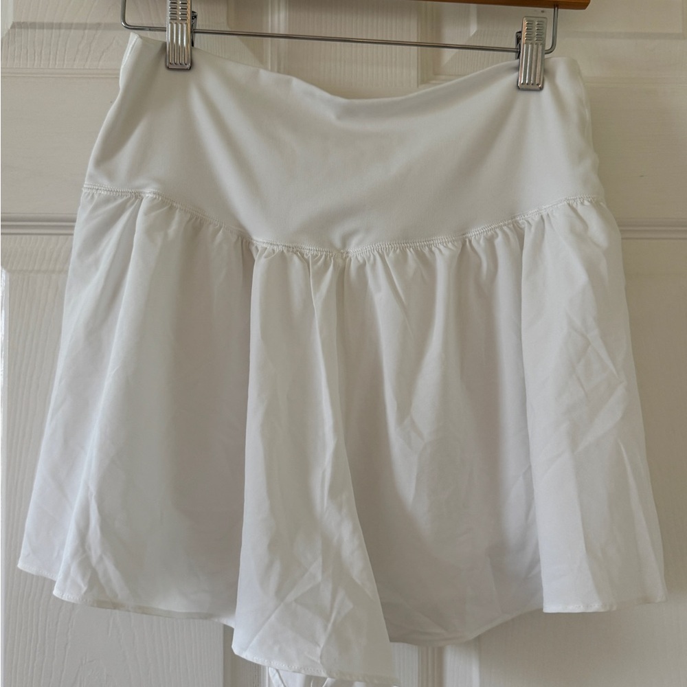Offline by Aerie White Crossover Skirted Active Skort Size L EUC - Picture 8 of 13